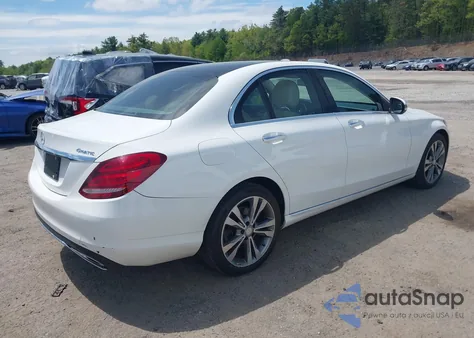 2017 Mercedes-Benz C 300 4Matic/Luxury 4Matic/Sport 4Matic from USA, damaged, VIN 55SWF4KB9HU185871